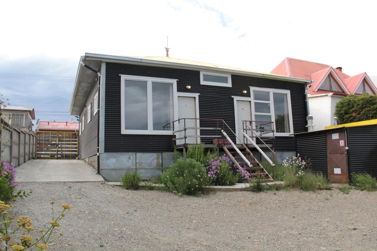 Hostal El Meson Punta Arenas Exterior photo